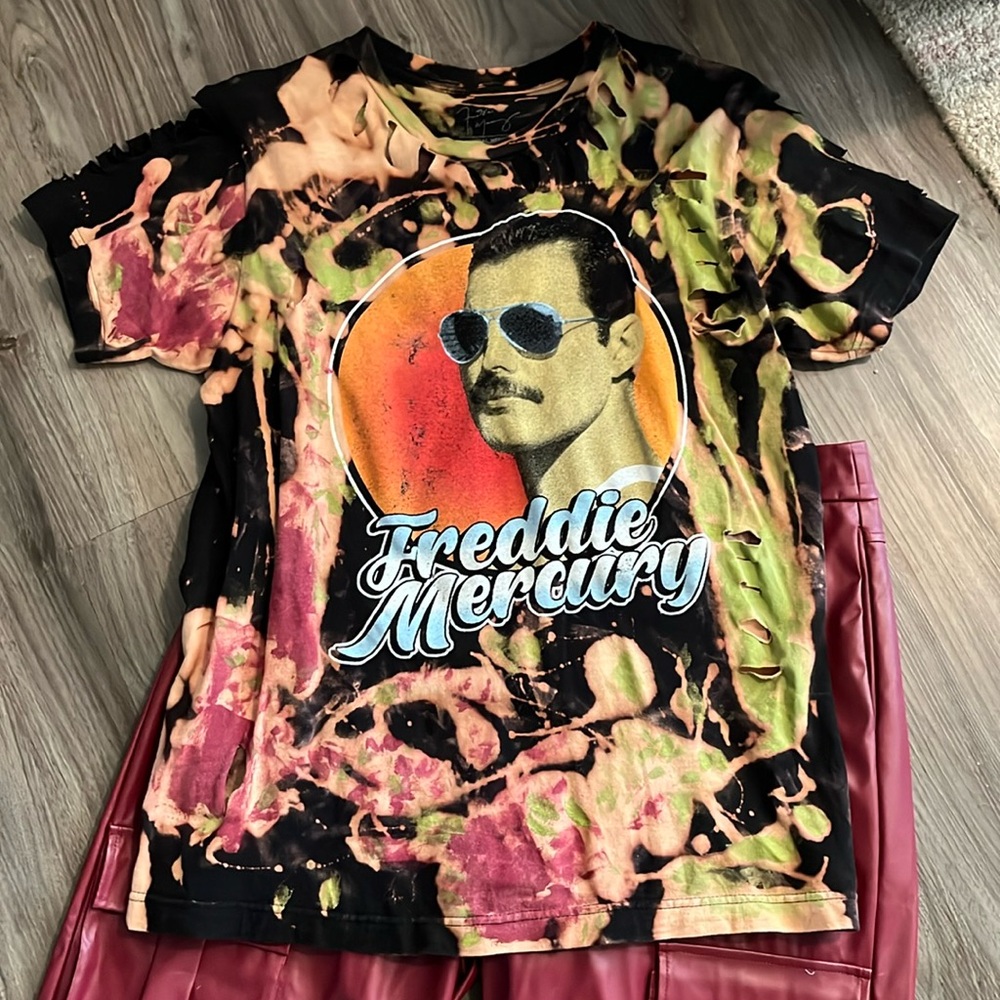 Ladies official merch tee…Freddy Mercury. Tye dyed with rips.
